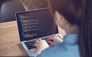 姜堰 ,php声明和调用变量的符号是什么？